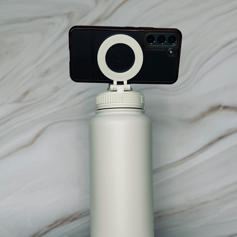 1 Litre Insulated Bottle + Sip Lid + FREE Magnetic Phone Holder Lid