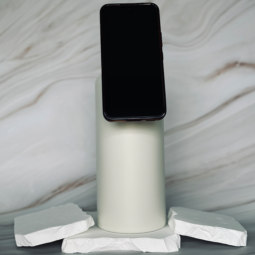 1 Litre Insulated Bottle with Sip Lid & FREE Magnetic Phone Holder Lid
